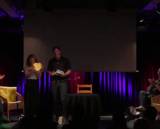 „Christian machte Zungenkuss. Es war sehr, sehr peinlich, weil ich keinen Zungenkuss kann“